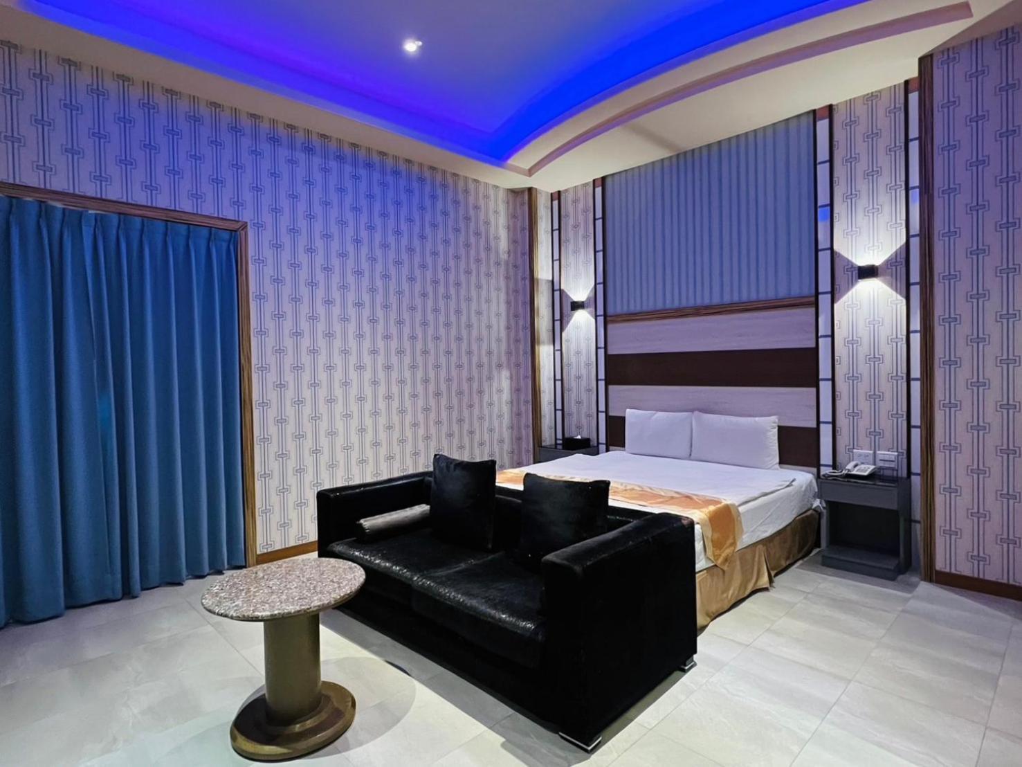 Wei Feng Exquisite Motel Pintung Branch Pingtung Eksteriør billede