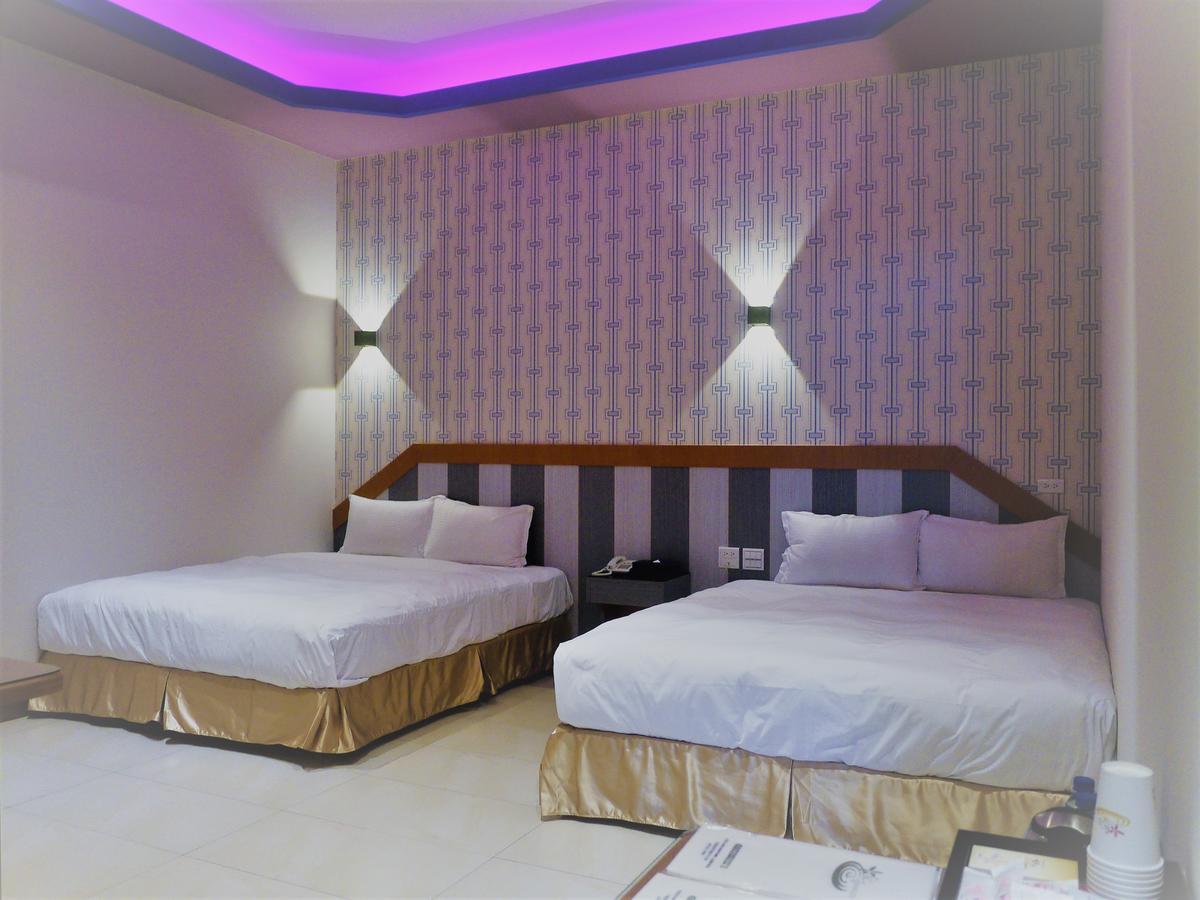 Wei Feng Exquisite Motel Pintung Branch Pingtung Eksteriør billede