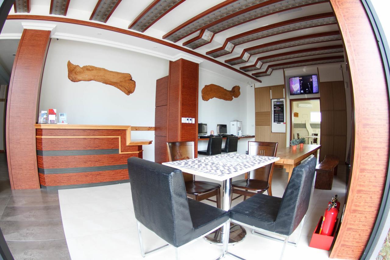 Wei Feng Exquisite Motel Pintung Branch Pingtung Eksteriør billede